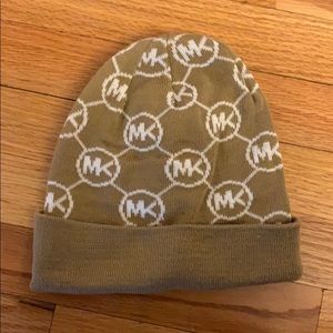 Michael kors beenie